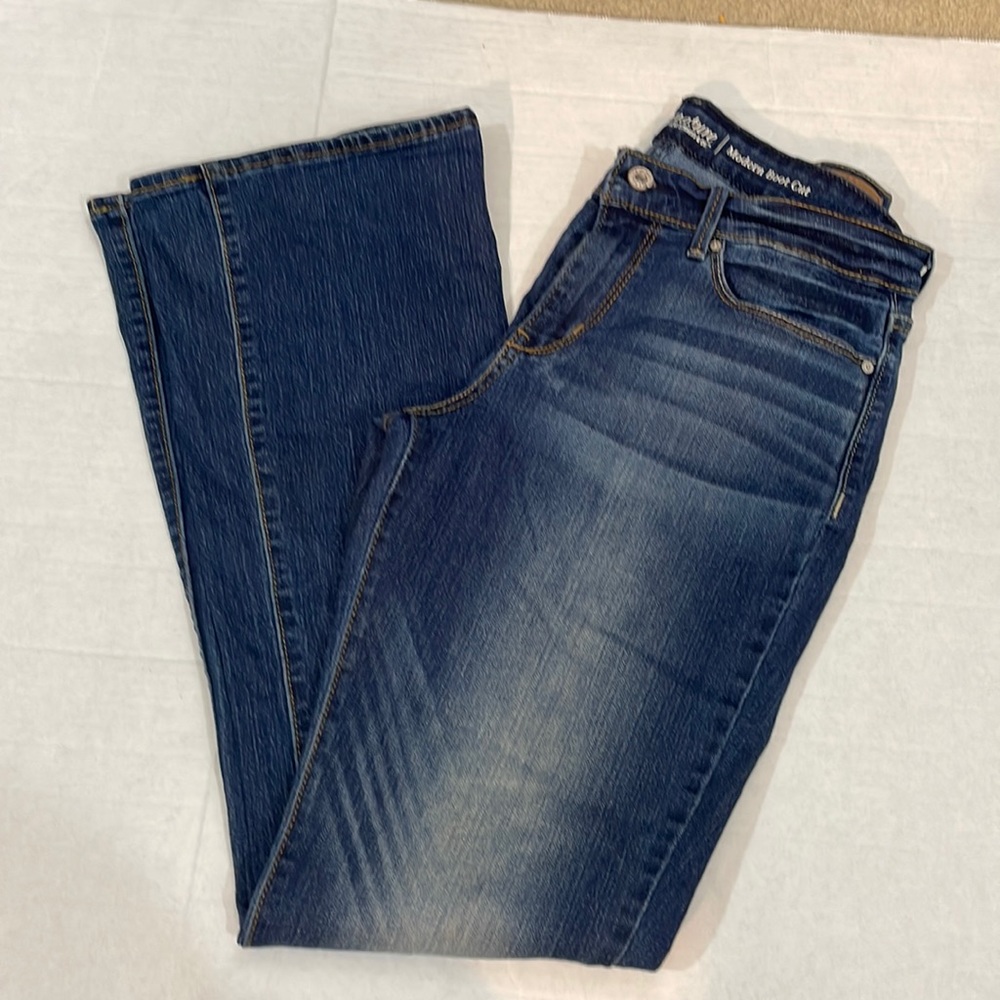Levi’s signature boot cut jeans 29x32 or size 8